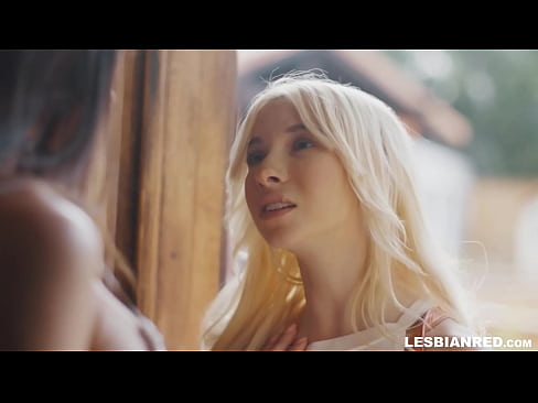 ❤️ Tyttö tulee kotiin muutamaa kuukautta myöhemmin ja päätyy syömään äitipuolensa pillua ❤️❌ Porno at fi.rassadakubani.ru ❤
